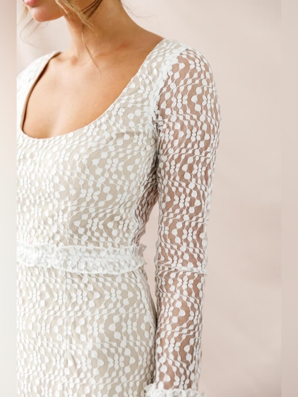 Selfie Leslie Lace Birkin Long Sleeve Sheath Dress Size Small - Picture 4 of 11